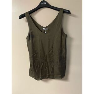 Brand New Ekouaer Women’s Small Olive Green Sleeveless Tank Top Shirt